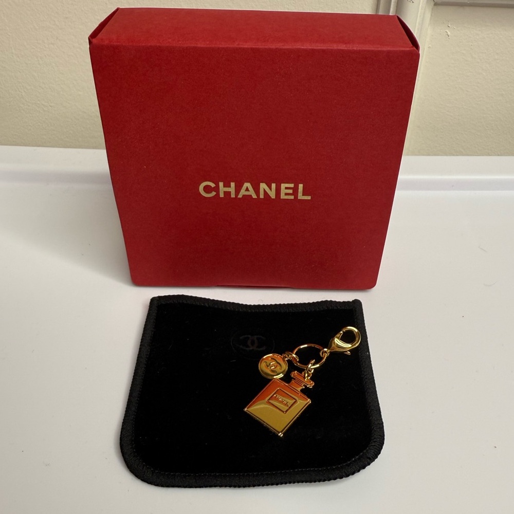 NWT CHANEL Gold Perfume Bottle Charm & Valentine Gift